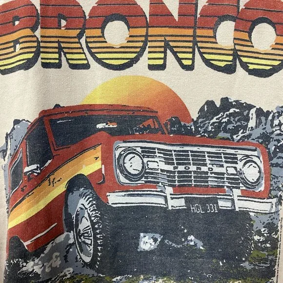 Ford Bronco Mountain Range crewneck size Medium - Picture 4 of 4